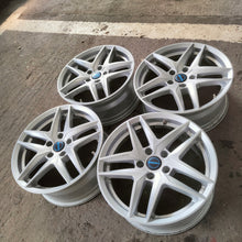 Laden Sie das Bild in den Galerie-Viewer, 4x Alufelge 17 Zoll 7.5" 5x112 38ET Glanz Silber 52925 Audi Rim Wheel FEL7683155845qo