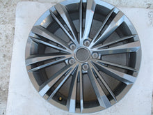 Load image into Gallery viewer, 1x Alufelge 18 Zoll 8.0" 5x112 44ET Glanz Grau 3G0601025BN VW Passat B8 FEL5863153433xw