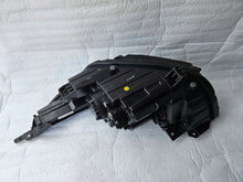 Laden Sie das Bild in den Galerie-Viewer, Frontscheinwerfer Kia Stonic 92102-H8 Rechts Scheinwerfer Headlight SCH9057714881ck