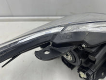 Laden Sie das Bild in den Galerie-Viewer, Frontscheinwerfer Toyota Prius 81170-47510 Links Scheinwerfer Headlight SCH7372966072ea