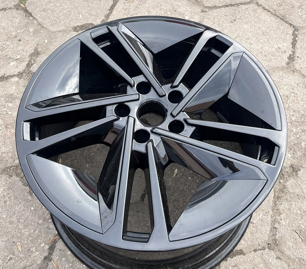 1x Alufelge 21 Zoll 11.5" 5x130 66ET Glanz 4J3601025AD Audi E-Tron Gt Rim Wheel FEL4302002151vm