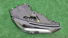 Laden Sie das Bild in den Galerie-Viewer, Frontscheinwerfer Audi A3 8V0941006 Rechts Scheinwerfer Headlight SCH4173455208pk