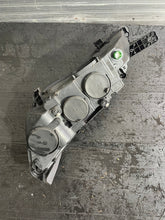Laden Sie das Bild in den Galerie-Viewer, Frontscheinwerfer Citroën I 1374294080 Rechts Scheinwerfer Headlight SCH8580909786ia