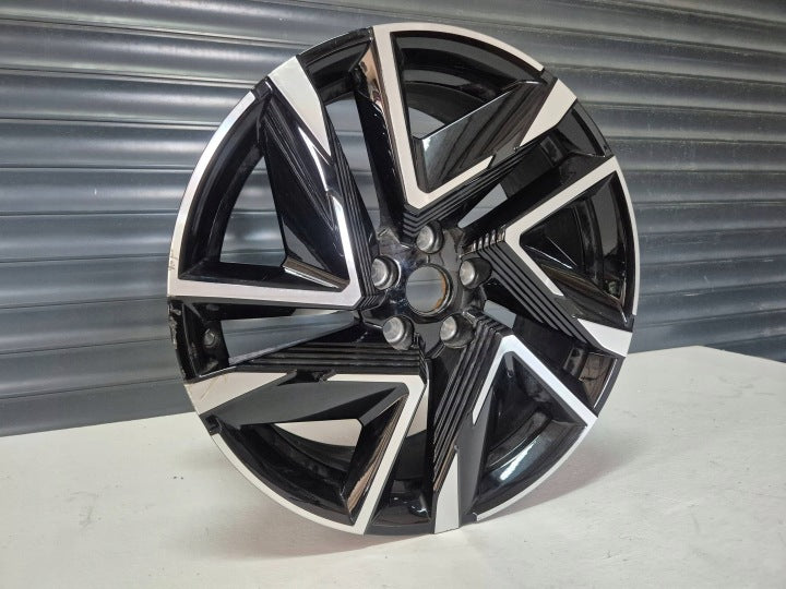 1x Alufelge 19 Zoll 5x114.3 Nissan Juke Rim Wheel FEL2933644070yf