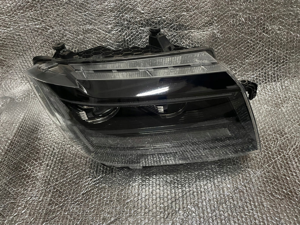 Frontscheinwerfer VW Crafter 7C1941036A Rechts Scheinwerfer Headlight SCH5204445287sa