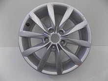 Laden Sie das Bild in den Galerie-Viewer, 1x Alufelge 17 Zoll 6.0" 5x112 48ET Glanz Silber 5G0601025K VW Golf Vii FEL9256894194xp