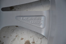 Load image into Gallery viewer, 1x Alufelge 17 Zoll 7.0" 5x110 40ET Glanz Silber 735624967 Fiat 500x Rim Wheel FEL4367981444zg