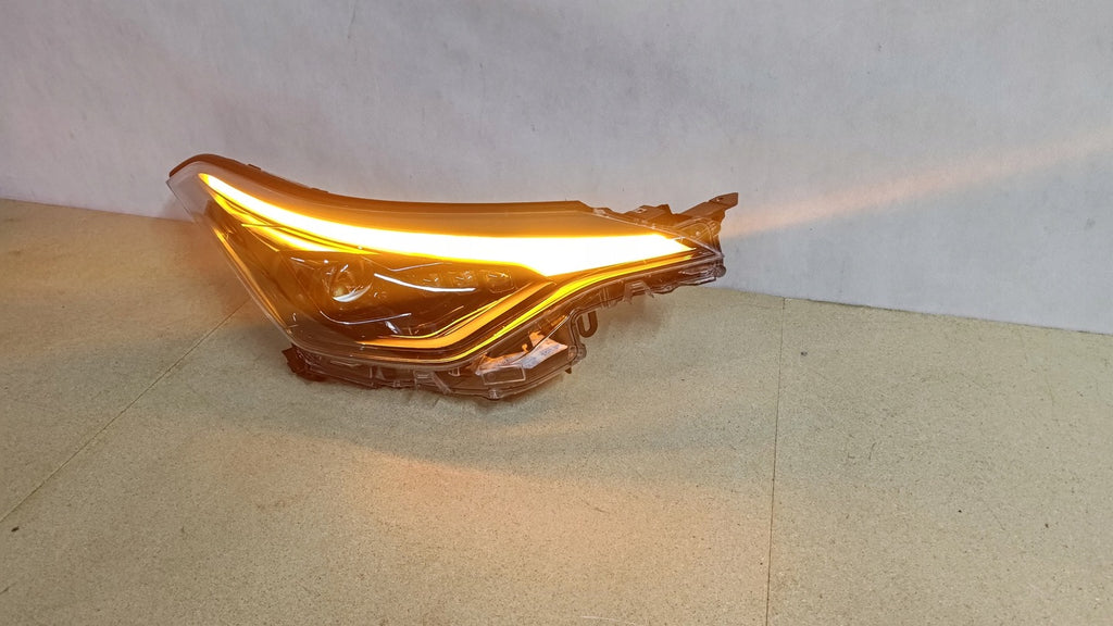 Frontscheinwerfer Toyota C-Hr 81130-YP28081110-YP280-00 LED Rechts Headlight