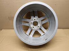Laden Sie das Bild in den Galerie-Viewer, 1x Alufelge 17 Zoll 7.5" 5x112 38ET Glanz Silber 8W0601025E Audi Rim Wheel FEL9824116720af