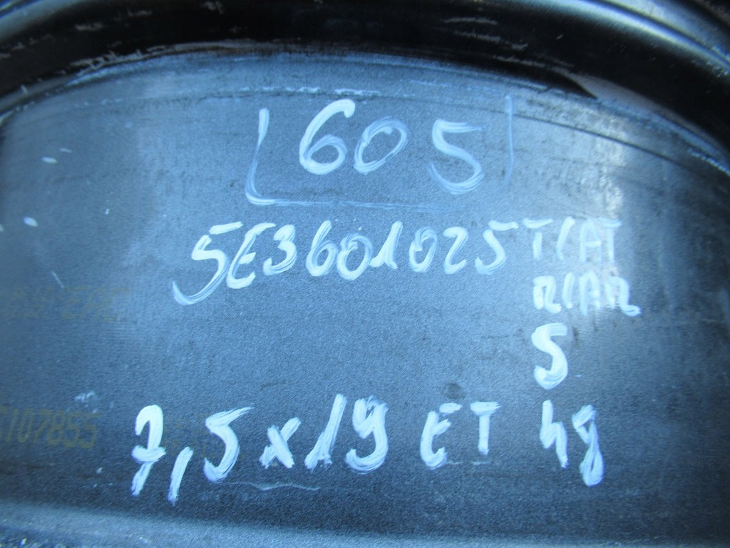 1x Alufelge 19 Zoll 7.5" 5x112 48ET Glanz Grau 5E3601025 Mg Octavia 5e3 FEL4256262286ti