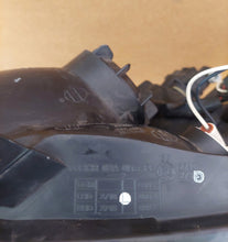 Laden Sie das Bild in den Galerie-Viewer, Frontscheinwerfer Renault Koleos I 26060JY Links Scheinwerfer Headlight SCH1834761725mw