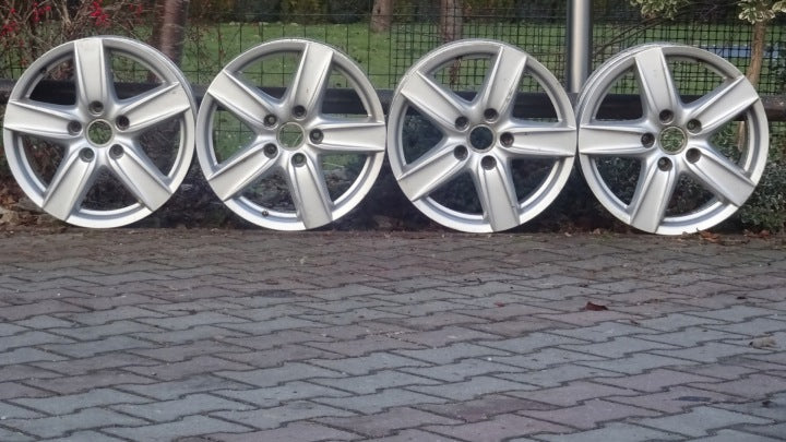 4x Alufelge 18 Zoll 7.0" 5x130 53ET Silber 4F0601025D Ac Q7 Rim Wheel FEL9032403028lu