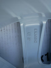 Load image into Gallery viewer, 1x Alufelge 16 Zoll 6.5" 5x110 37ET Glanz Silber 13242072 Opel Astra H Meriva B FEL3167945820qu