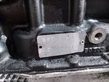 Laden Sie das Bild in den Galerie-Viewer, Motor Renault Laguna II G9T600 2.2 DCI 2003 Diesel Engine Unkomplett