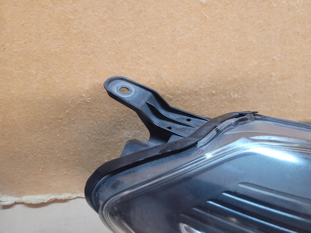 Frontscheinwerfer Toyota Yaris Rechts Scheinwerfer Headlight