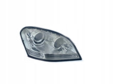 Laden Sie das Bild in den Galerie-Viewer, Frontscheinwerfer Mercedes-Benz W164 Rechts Scheinwerfer Headlight SCH6113103068sx