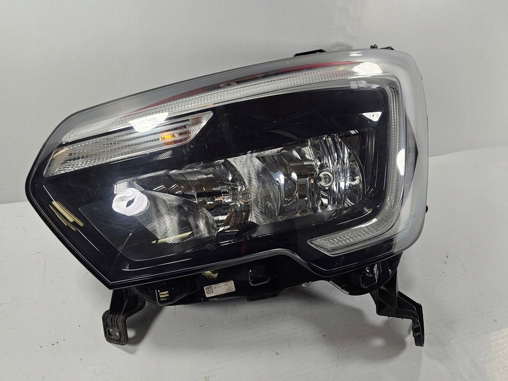 Frontscheinwerfer Renault Master III 260105567R Ein Satz Scheinwerfer Headlight SCH3898184344ox