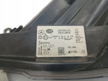Laden Sie das Bild in den Galerie-Viewer, Frontscheinwerfer Mercedes-Benz W447 A4479061401 A4479061501 Full LED Ein Satz SCH5717421266fw