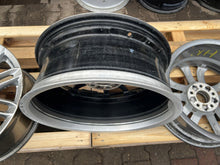 Load image into Gallery viewer, 1x Alufelge 19 Zoll 7.5" 5x112 Glanz A2054014900 Mercedes-Benz W205 A205 FEL3083075168mr