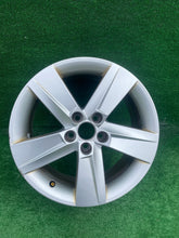 Laden Sie das Bild in den Galerie-Viewer, 1x Alufelge 16 Zoll 7.0" 5x100 46ET Glanz Grau 6V0601025 Mg Fabia Iii Rim Wheel FEL6285002936ae