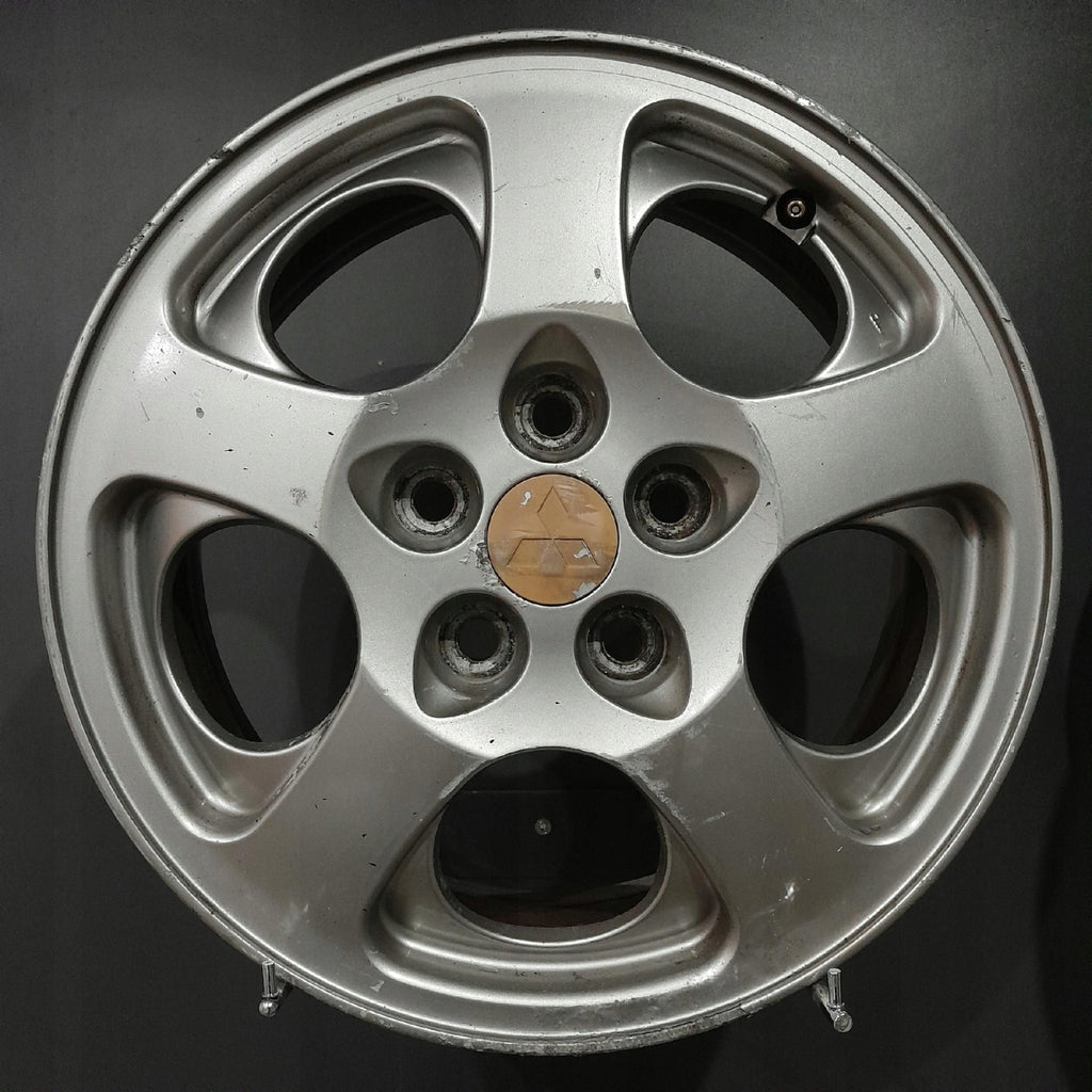 4x Alufelge 16 Zoll 6.0" 5x114.3 46ET Mitsubishi Pajero I Rim Wheel FEL6249446952bu