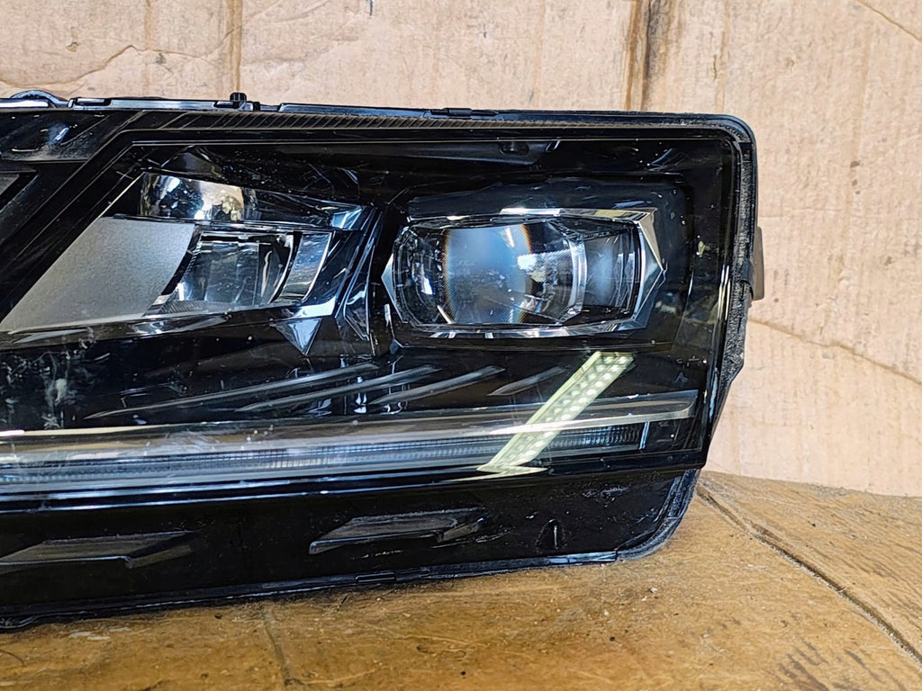 Frontscheinwerfer Skoda Octavia III 5E1941015F LED Ein Stück (Rechts oder Links) SCH2722995017dv