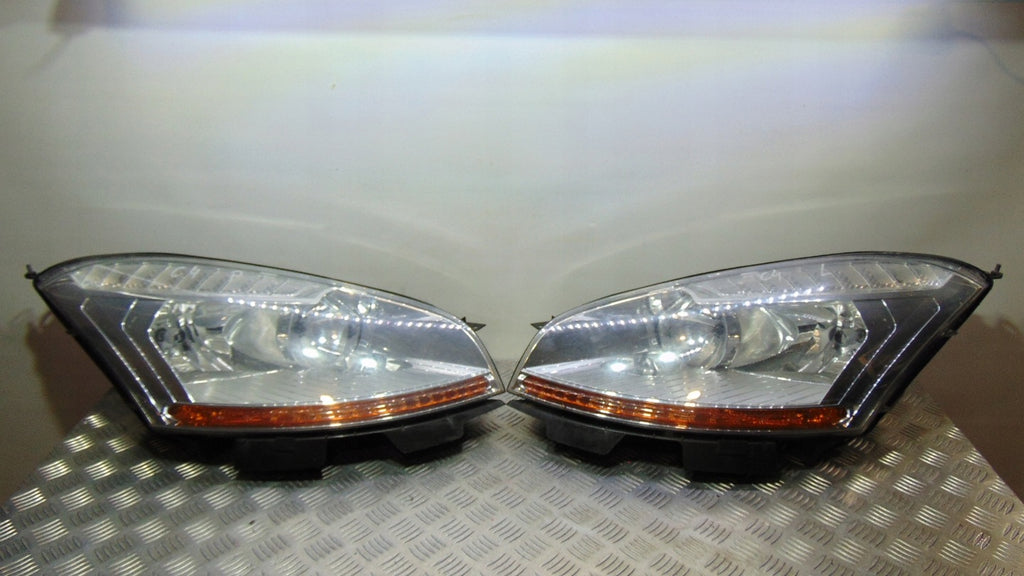 Frontscheinwerfer Citroën C4 Picasso I Ein Stück (Rechts oder Links) Headlight