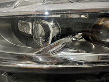 Laden Sie das Bild in den Galerie-Viewer, Frontscheinwerfer Ford Galaxy EM2B-13W030-EK Full LED Links Headlight SCH1726522941jc