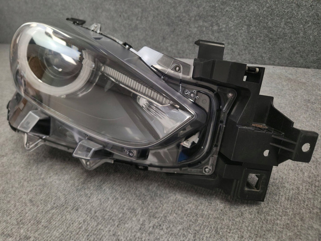 Frontscheinwerfer Mazda III B63C-51030-SCZ B63C-51030 LED Rechts Headlight SCH5333358167od