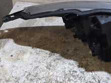 Laden Sie das Bild in den Galerie-Viewer, Frontscheinwerfer Honda Hrv Ru 18240442603 FALSE Scheinwerfer Headlight SCH2758000773hs