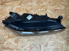 Laden Sie das Bild in den Galerie-Viewer, Frontscheinwerfer VW Touareg 761941082F LED Rechts Scheinwerfer Headlight SCH8008315749nz