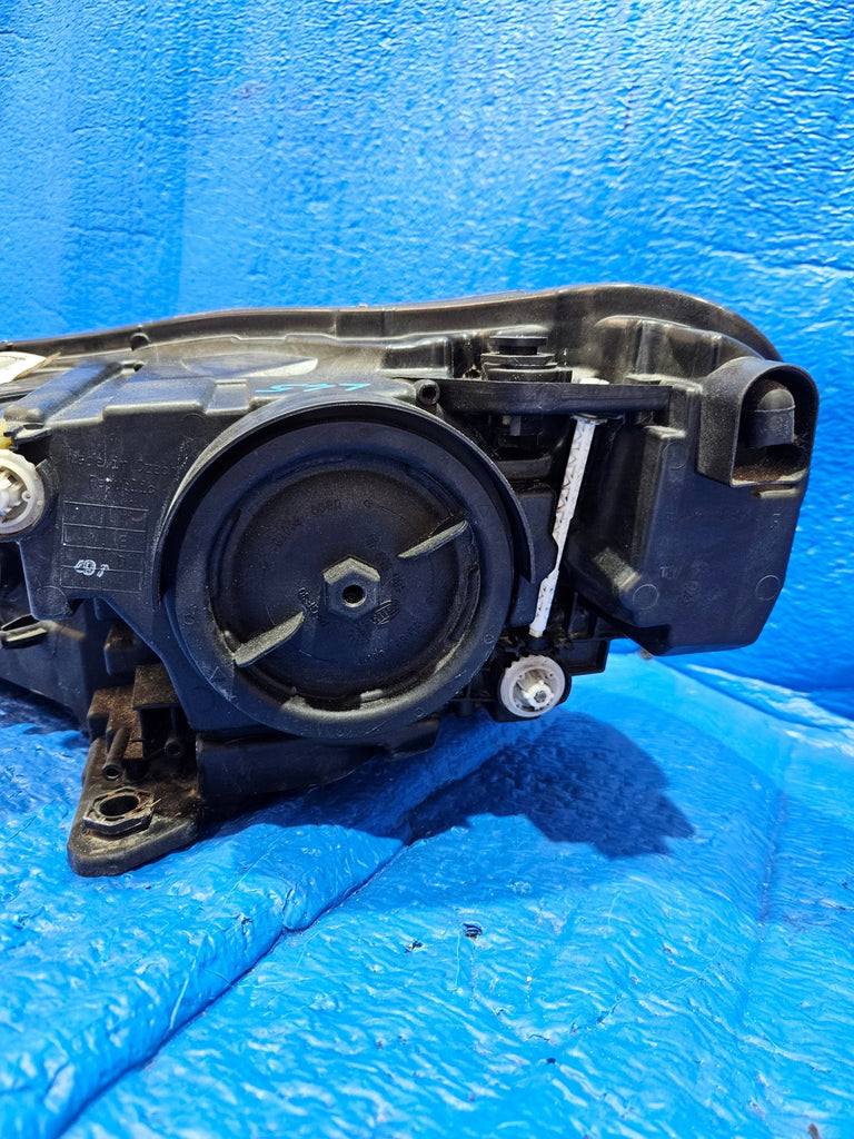 Frontscheinwerfer Skoda Superb III 3V1941016A Bi-Xenon Rechts Headlight