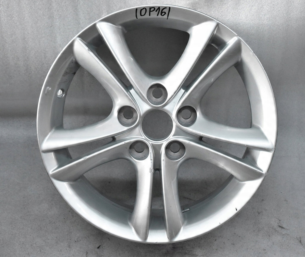 1x Alufelge 16 Zoll 6.5" 5x114.3 39ET Glanz Silber PZ474-T0675-Z Toyota Avensis