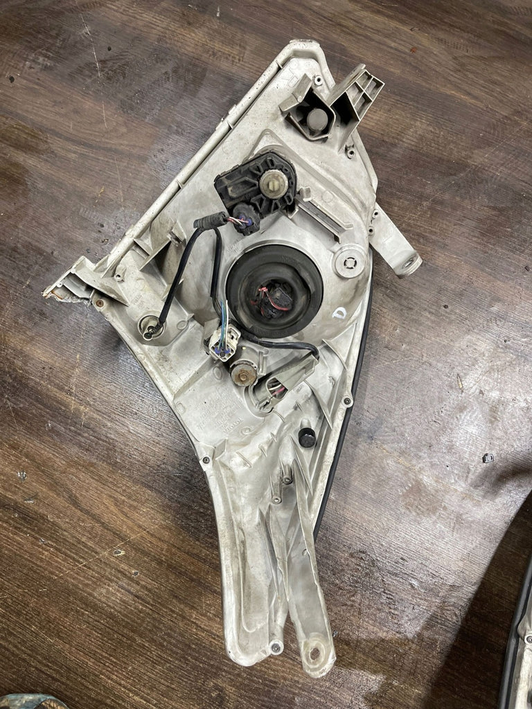 Frontscheinwerfer Toyota Land Cruiser UPM60GF20 Rechts Scheinwerfer Headlight SCH6176664497kk