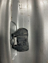 Load image into Gallery viewer, 4x Alufelge 17 Zoll 6.5" 5x112 39ET Glanz Silber 6856076 Audi X1 F48 I Rim Wheel FEL8124276666tr