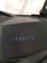 Load image into Gallery viewer, Frontscheinwerfer Ford Fiesta ARO21159 Links Scheinwerfer Headlight SCH9076042028hj