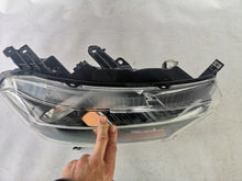 Load image into Gallery viewer, Frontscheinwerfer Ford Ranger Rechts Scheinwerfer Headlight