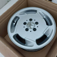 Load image into Gallery viewer, 4x Alufelge 15 Zoll 7.0&quot; 5x112 37ET A2024010602 Mercedes-Benz Rim Wheel