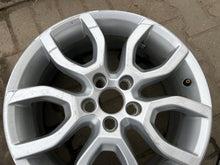 Laden Sie das Bild in den Galerie-Viewer, 1x Alufelge 17 Zoll 7.0&quot; 5x108 50ET 31423874 Volvo Rim Wheel