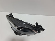 Laden Sie das Bild in den Galerie-Viewer, Frontscheinwerfer Mazda III B63C-51030 LED Rechts Scheinwerfer Headlight
