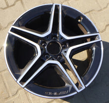 Laden Sie das Bild in den Galerie-Viewer, 1x Alufelge 18 Zoll 7.5" 5x112 49ET Glanz Schwarz A1774011500 Mercedes-Benz FEL7597131940hi