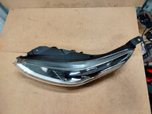 Laden Sie das Bild in den Galerie-Viewer, Frontscheinwerfer Kia Ceed J792111010 LED Links Scheinwerfer Headlight