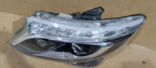 Laden Sie das Bild in den Galerie-Viewer, Frontscheinwerfer Mercedes-Benz W447 A4479061401 Links Scheinwerfer Headlight SCH3616489709ss