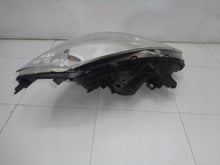 Load image into Gallery viewer, Frontscheinwerfer Renault Clio III 8200892493 Links Scheinwerfer Headlight