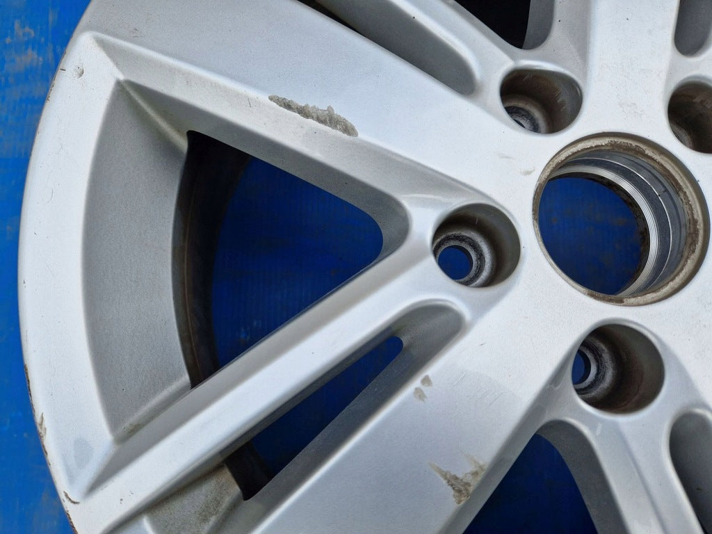 1x Alufelge 16 Zoll 6.5" 5x112 50ET Glanz Silber 5C0601025AB VW Jetta Rim Wheel FEL6638365126rh