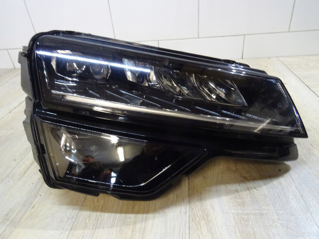 Frontscheinwerfer Skoda Karoq 57B941016B Rechts Scheinwerfer Headlight SCH6202950213cc
