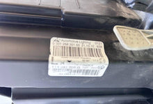 Load image into Gallery viewer, Frontscheinwerfer VW Touran 1t1 1T1941005G Ein Stück (Rechts oder Links)