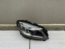 Laden Sie das Bild in den Galerie-Viewer, Frontscheinwerfer Mercedes-Benz W205 A2059066404 A2059066504 Full LED Ein Satz SCH3027187024jr