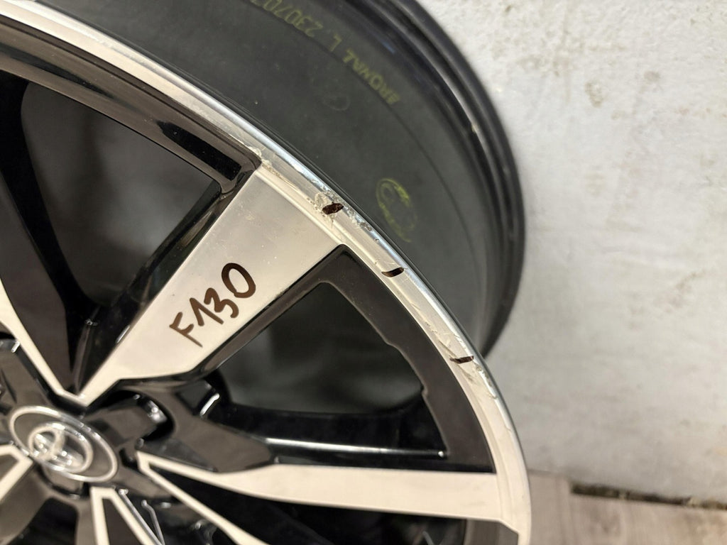 1x Alufelge 18 Zoll 8.0" 5x114.3 40ET Glanz PW45702010 Toyota Corolla Rim Wheel FEL9355563080du