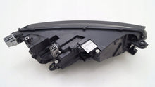Laden Sie das Bild in den Galerie-Viewer, Frontscheinwerfer Skoda Octavia I 5E4941015 LED Links Scheinwerfer Headlight SCH7407744140uh